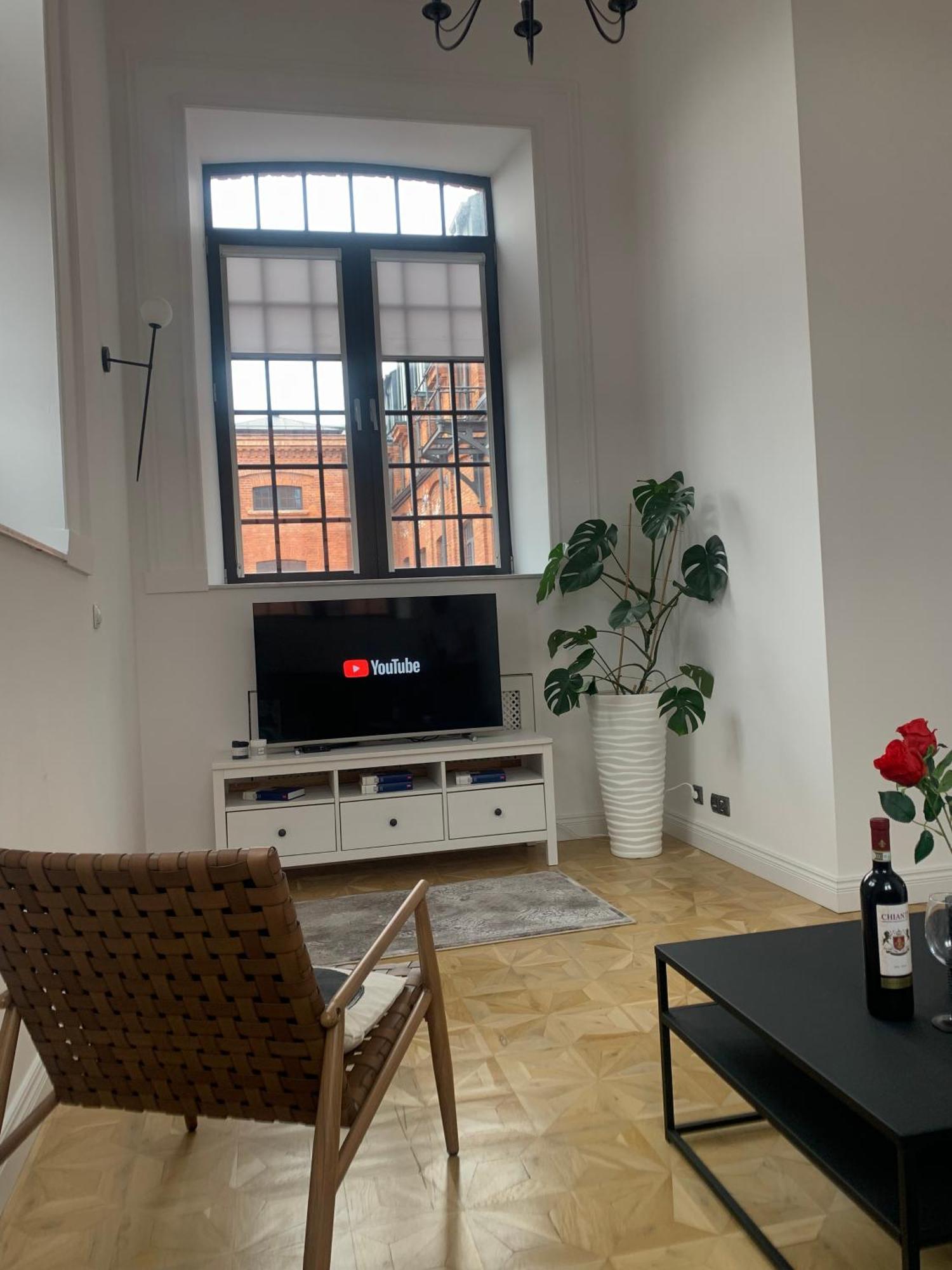 Apartment Penthouse Na Loftach Tymienieckiego W Centrum Lodzi